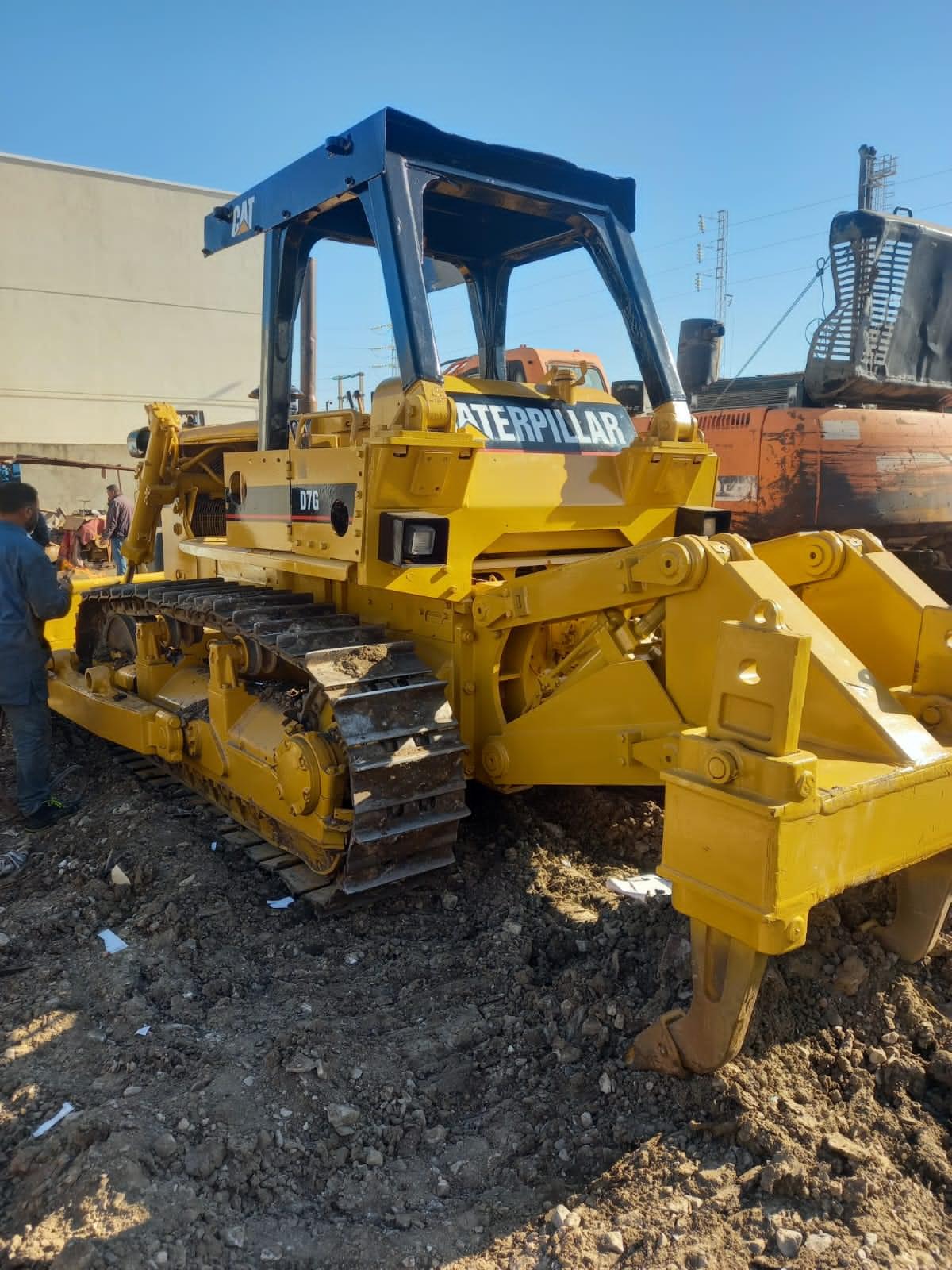 Location bulldozer en contrat