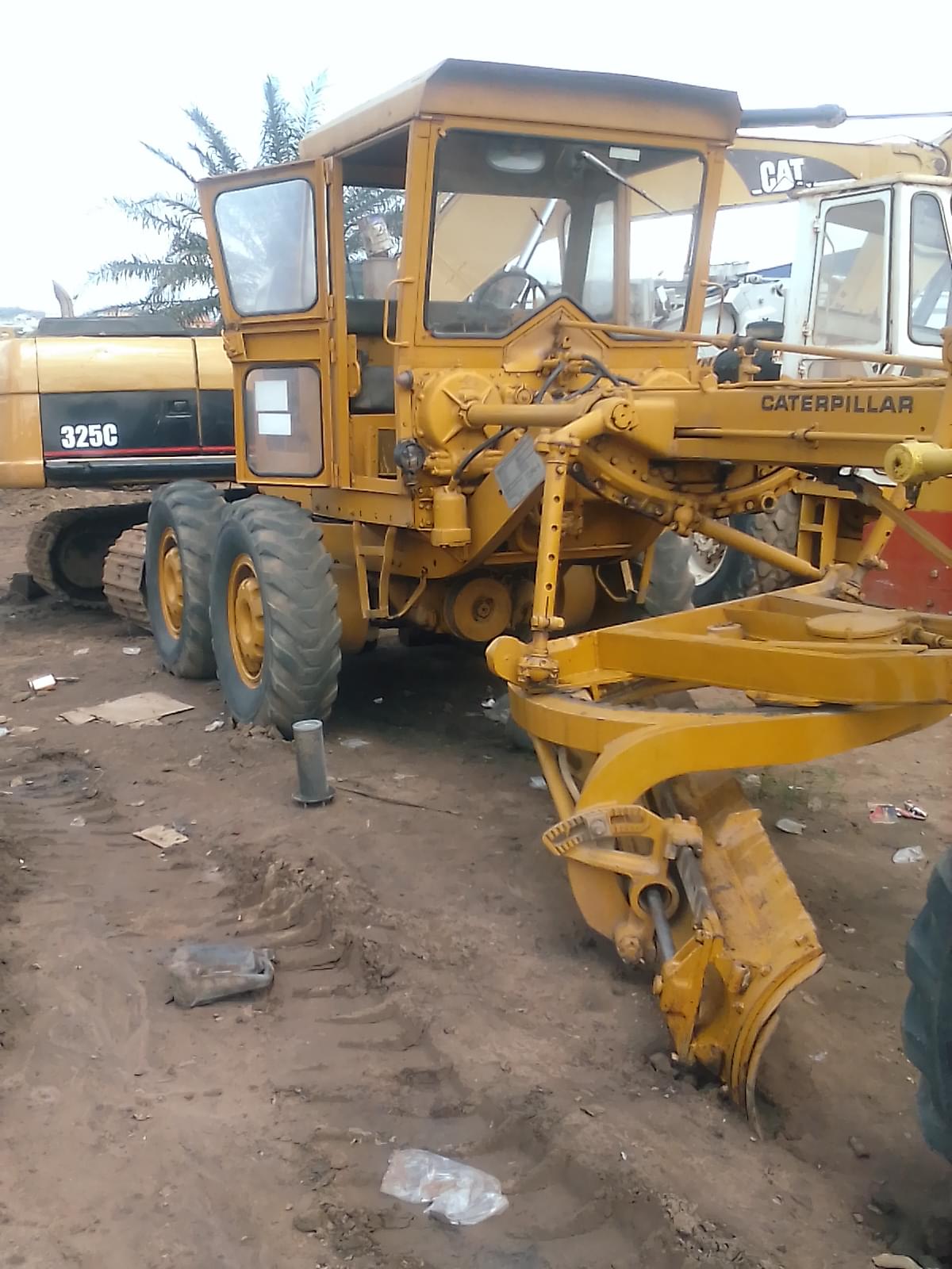Location niveleuse à Abidjan