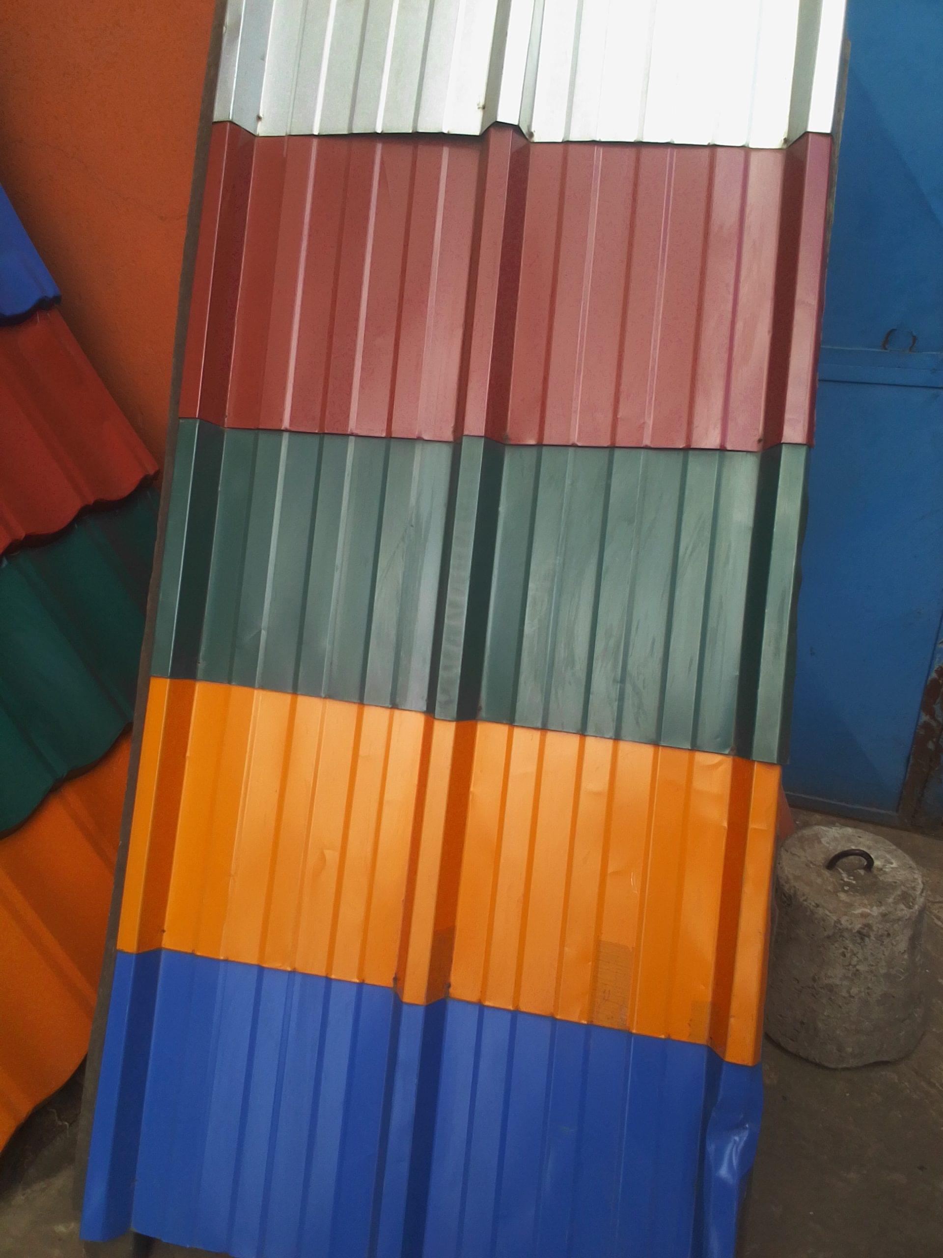 Toles bacs en couleur