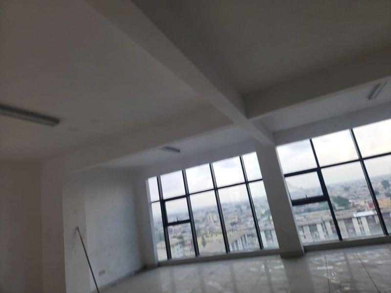 Boulevard VGE (Face Cap Sud) location Open Space 350 m²