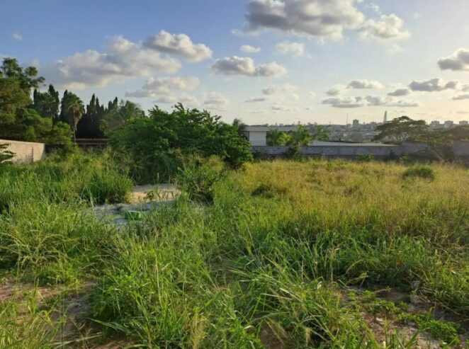 Riviera golf beverly hillis un terrain de 2673m2 en vente avec ACD