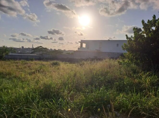Riviera golf beverly hillis un terrain de 2673m2 en vente avec ACD
