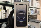 Offre spéciale : iPhone 16e neuf & scellés