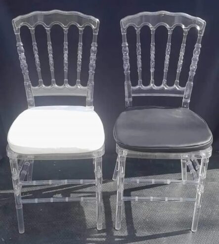 Chaise Napoléon et ministérielles à louer