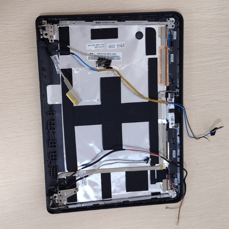 Coque / Capot Écran Lenovo ThinkPad – Pièce détachée