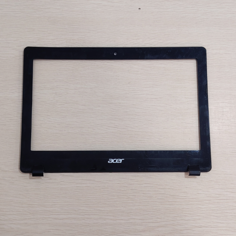 Coque Acer Chromebook C720 – Pièces Détachées (Contour Écran & Coque Inférieure)
