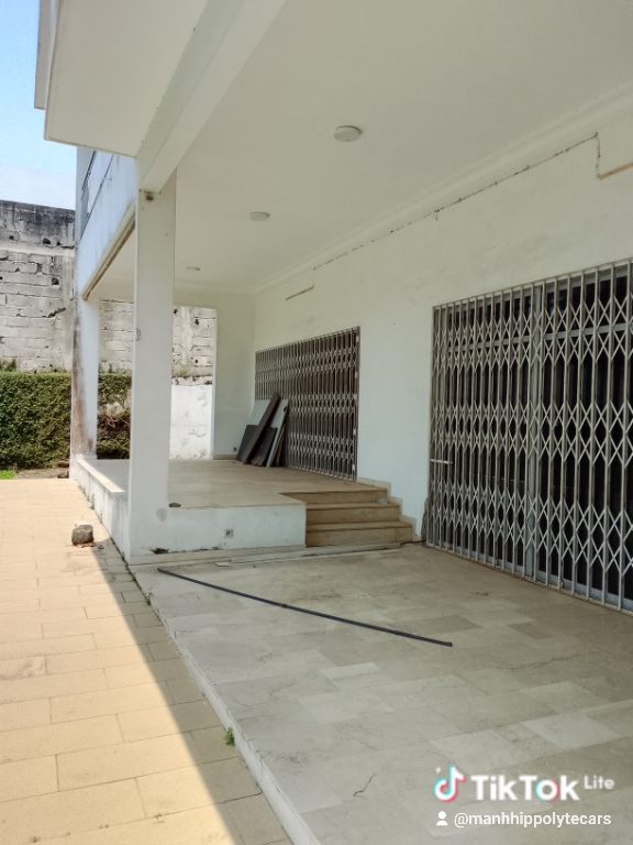 Location d’une villa duplex avec piscine au Vallon