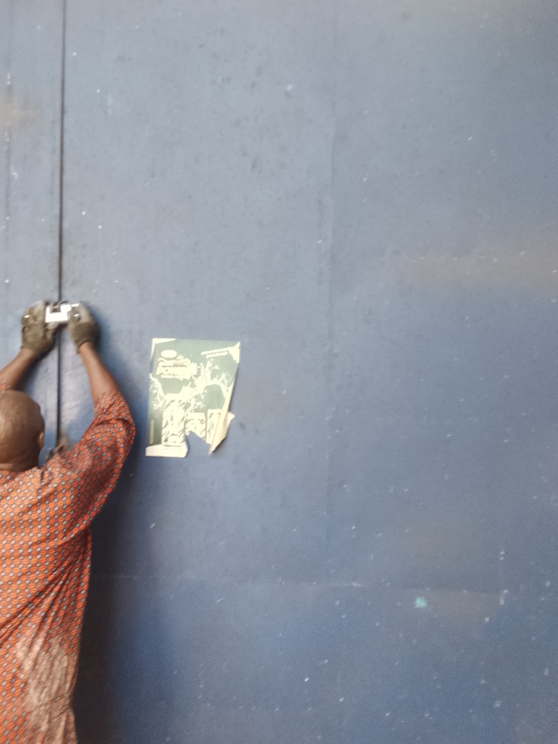 Location d’un Entrepôt a Yopougon keneya