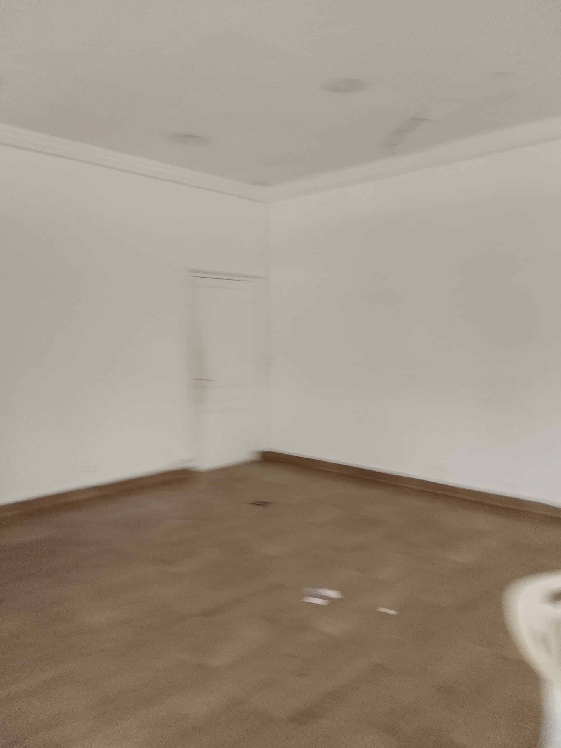 Magasins en location sur la rue des jardins au Vallon