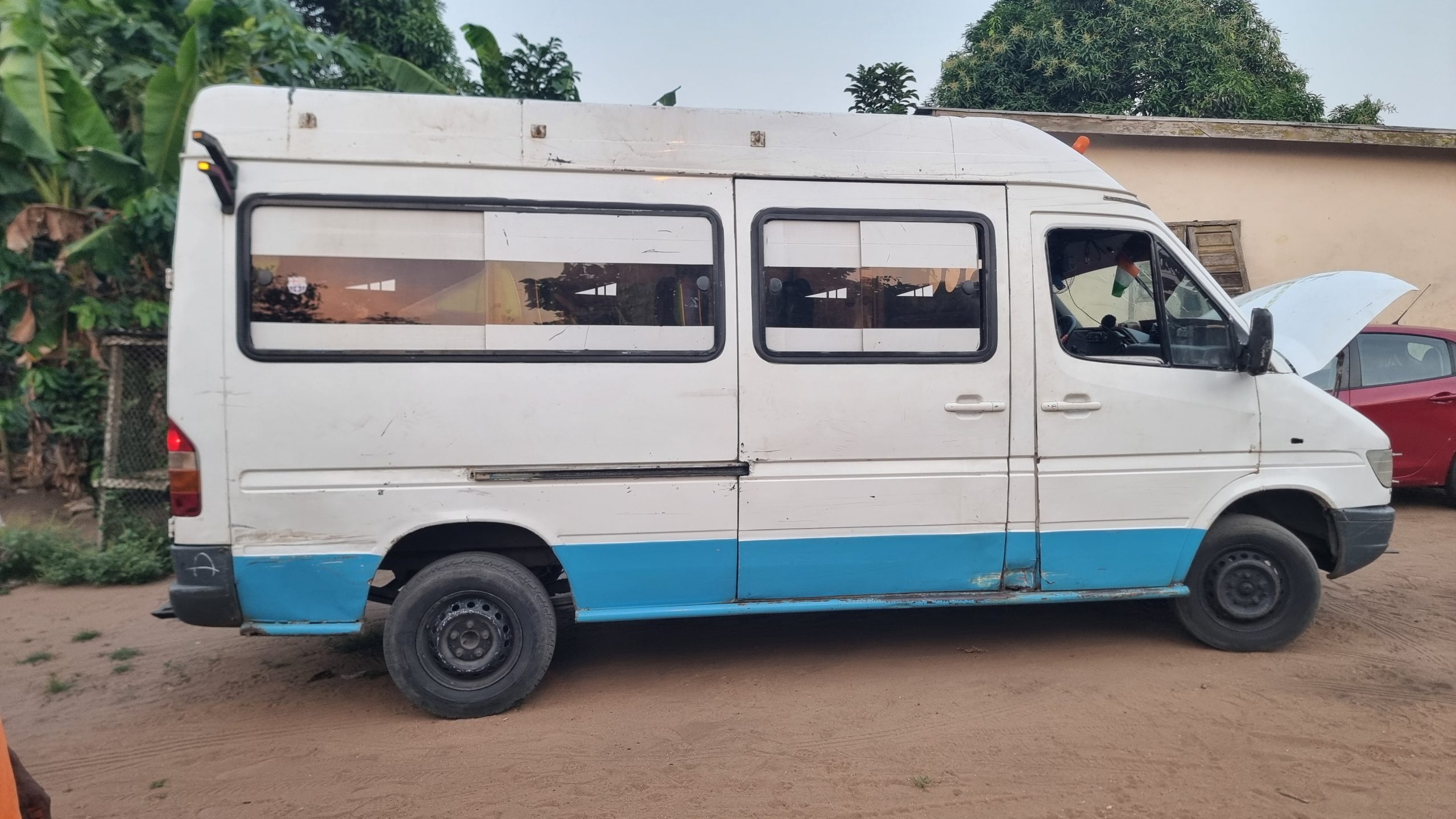 MASSA Mercedes-Benz Sprinter 1998 Blanc