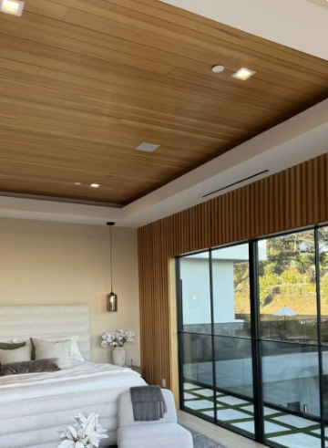 Travaux de pose de lambris en bois