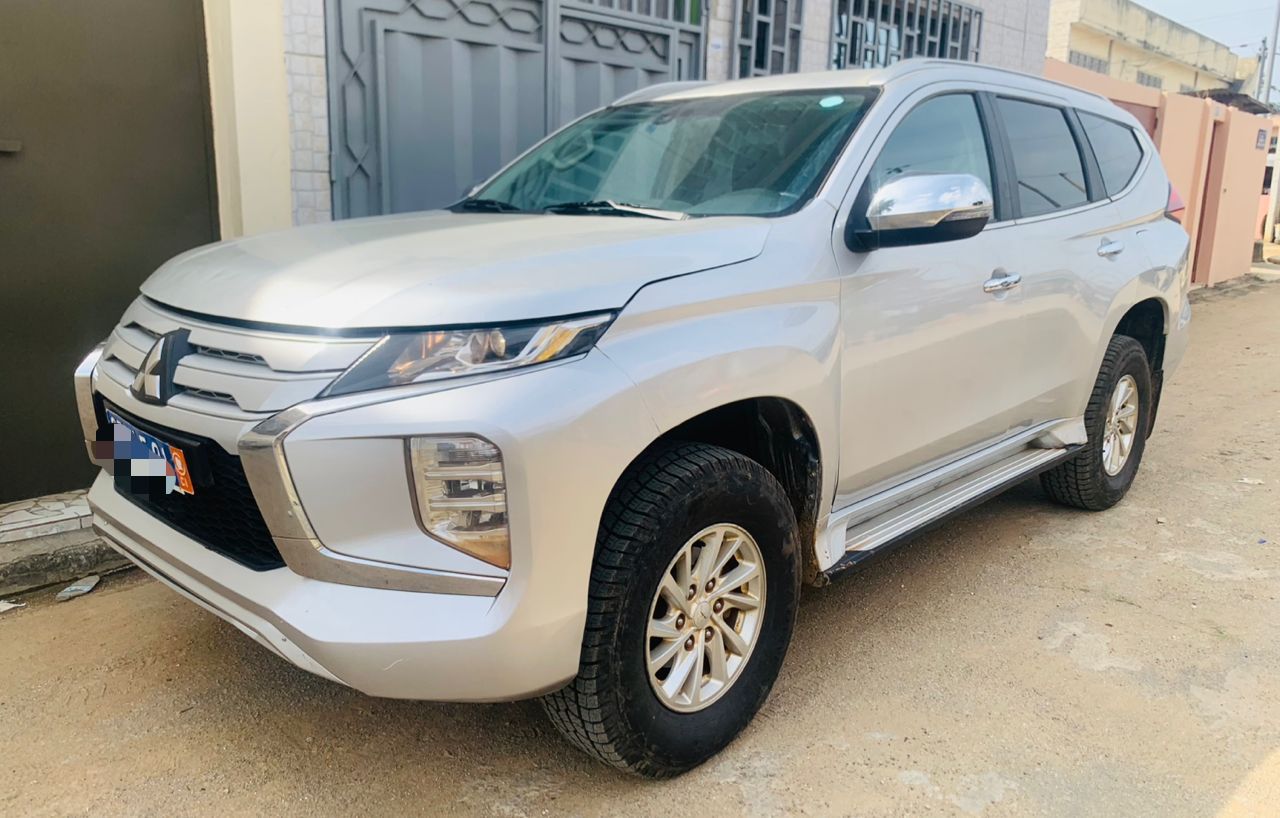 MITSUBISHI PAJERO SPORT, 2022