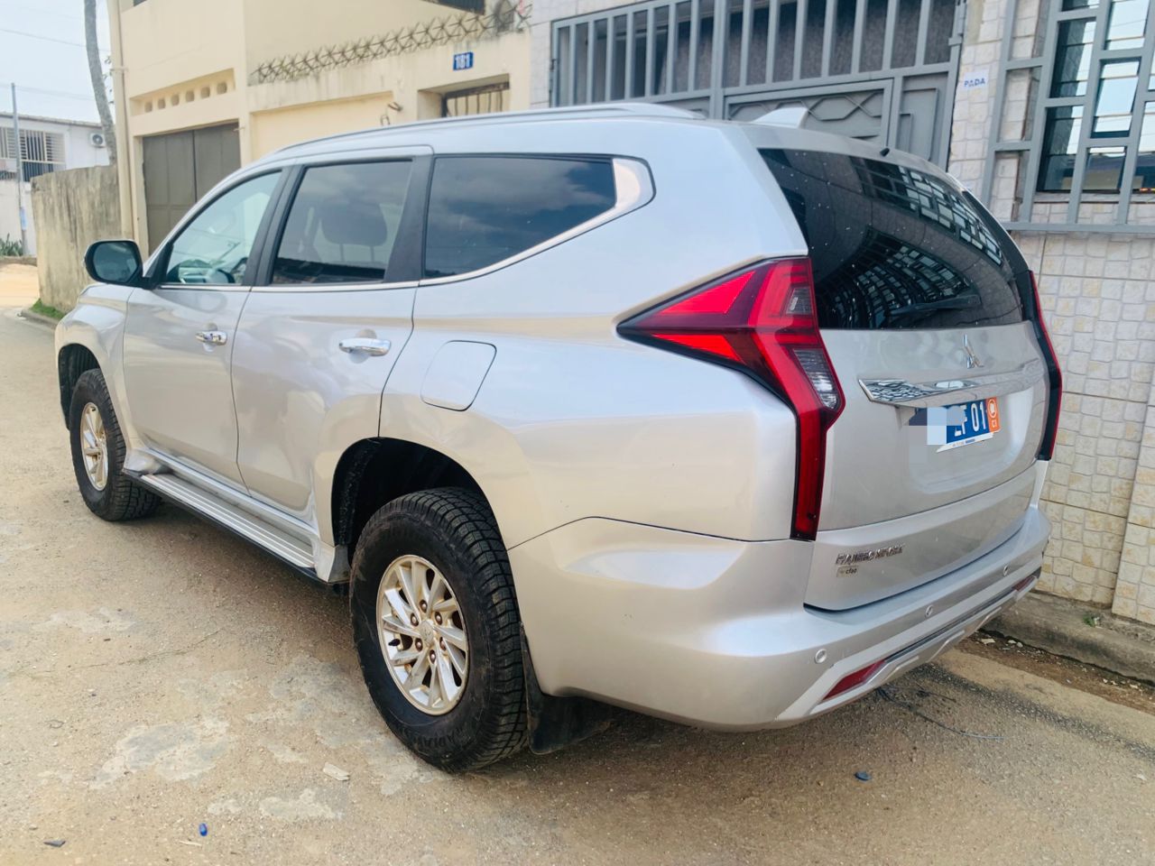 MITSUBISHI PAJERO SPORT, 2022