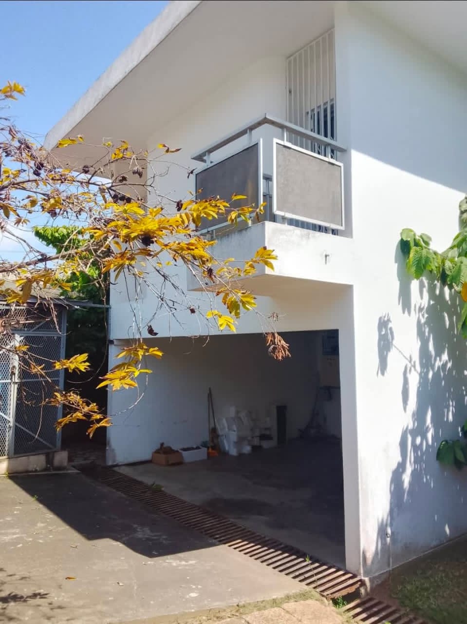 Gd villa duplex avec piscine a louer au Vallon