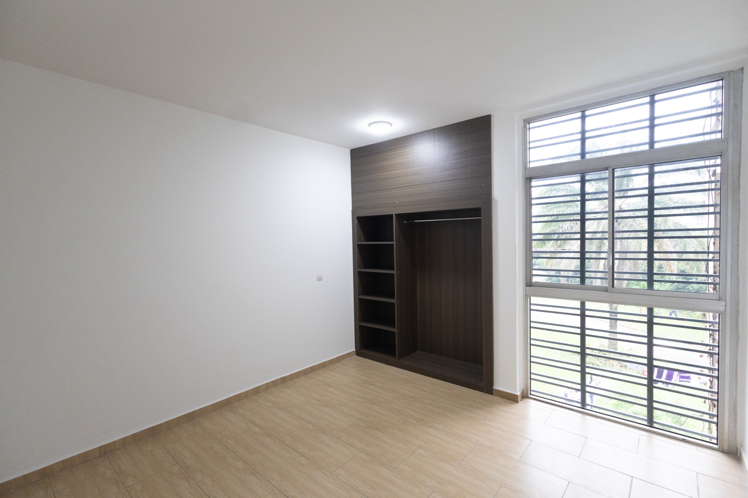 Location d’un Appt de standing au Golf 1