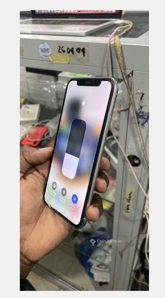 iPhone X