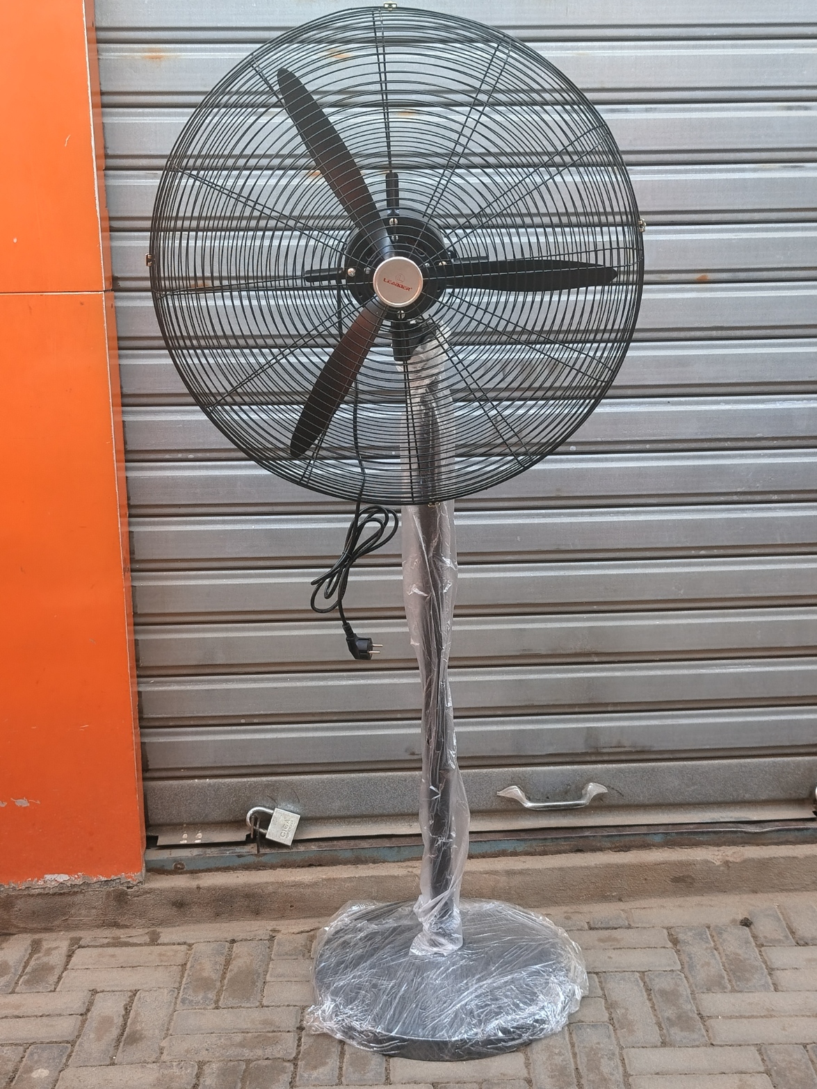 Ventilateur industriel 2en1 (sur pied et mural) De 30 Pouces