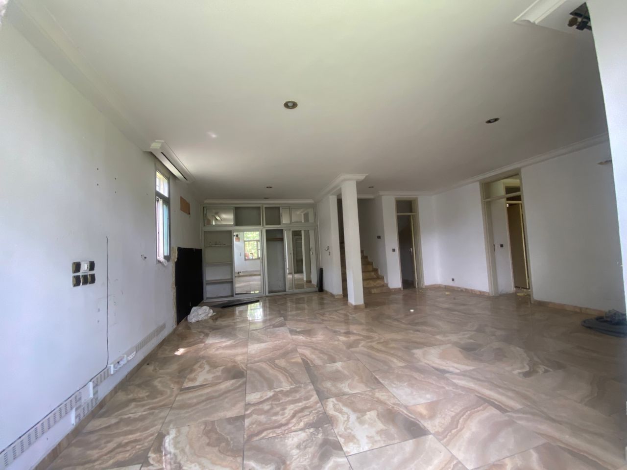 Gd villa duplex pour V.ip au Golf 1