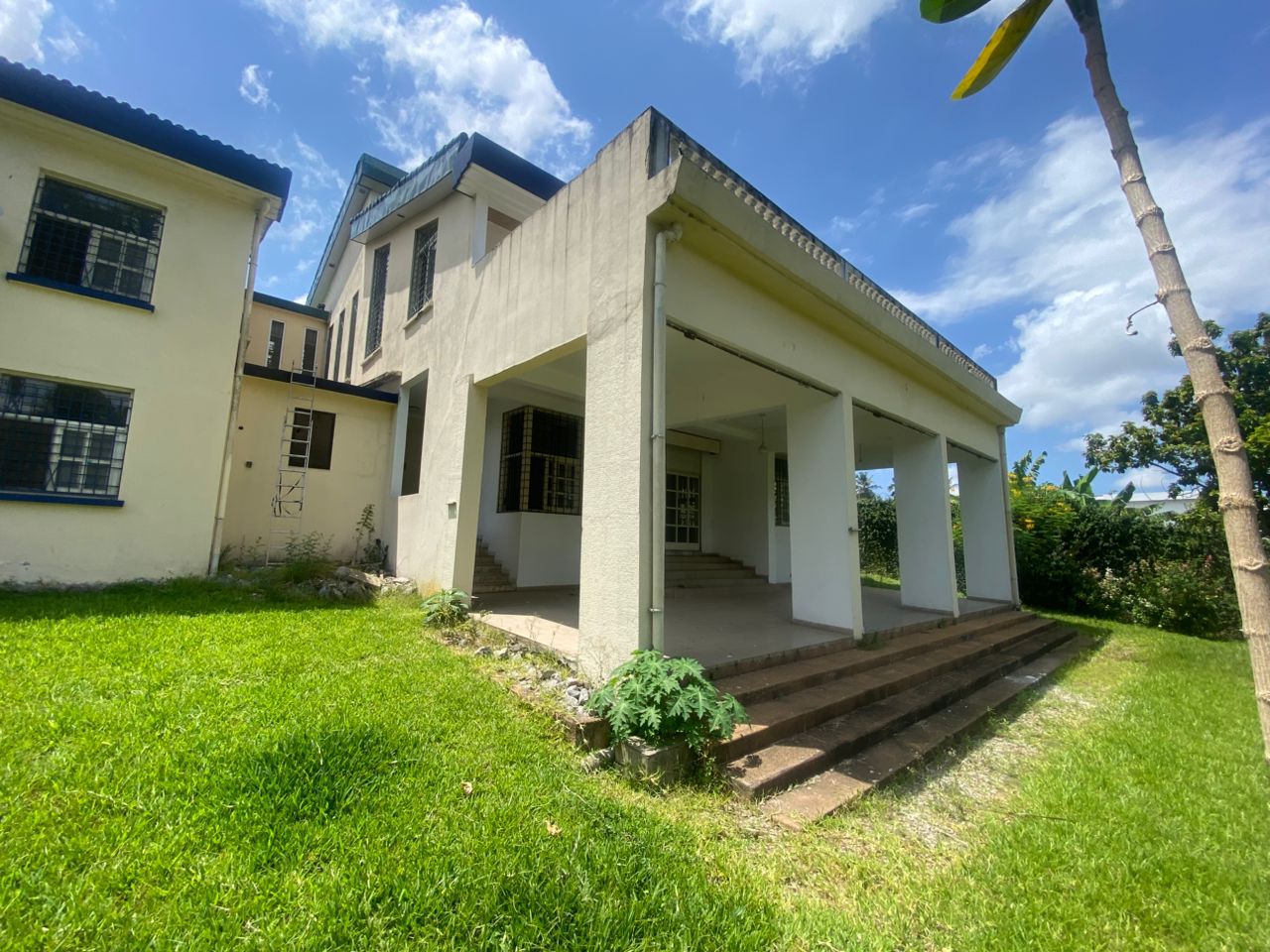 Gd villa duplex pour V.ip au Golf 1