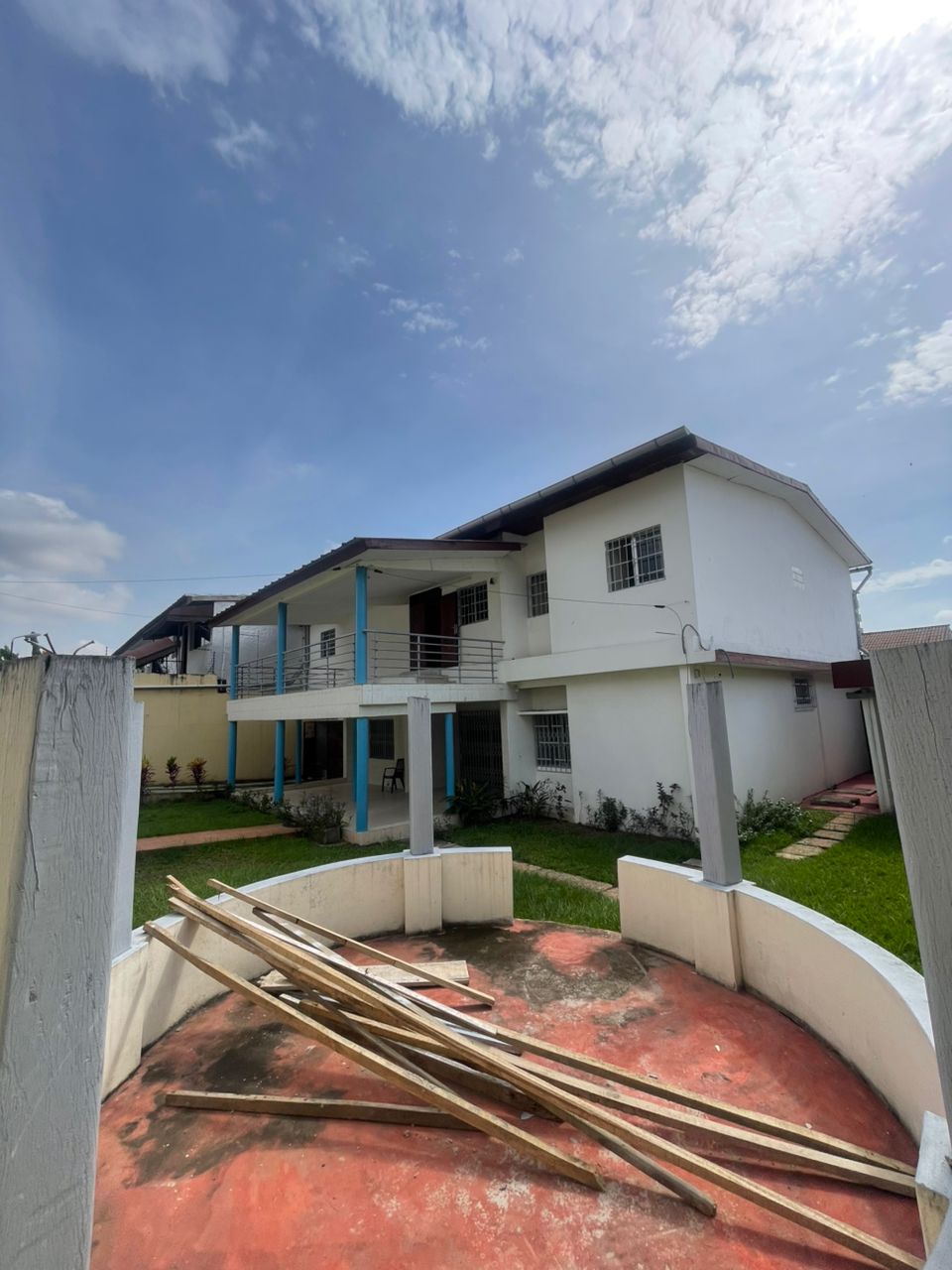 Location d’une villa duplex vers Abidjan Mall