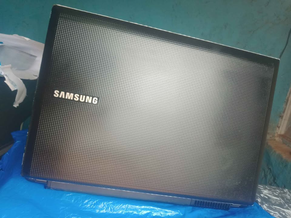 pc samsung i3 france aurevoir en vente