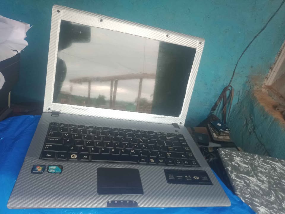 pc samsung i3 france aurevoir en vente