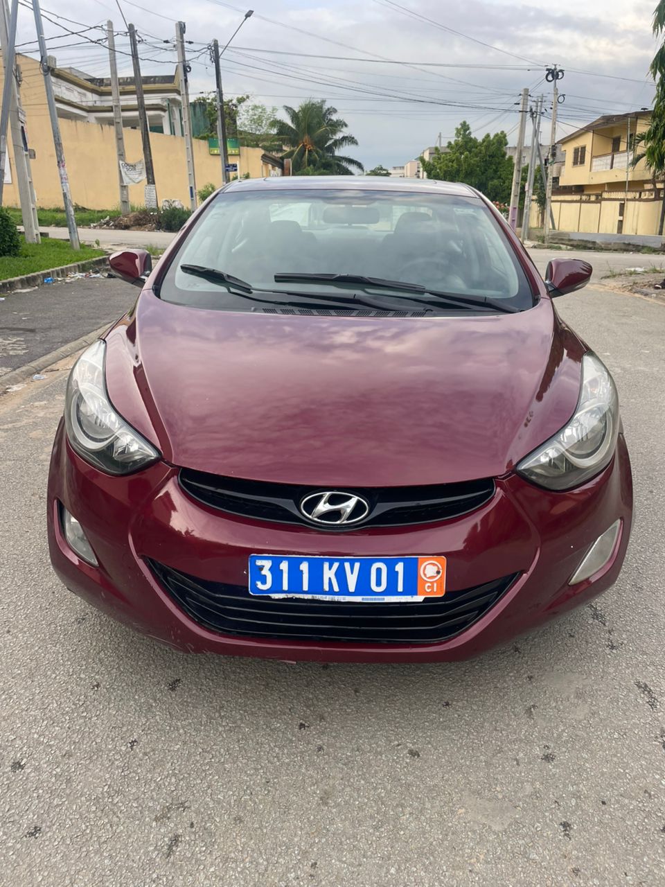 Hyundai Elantra en vente