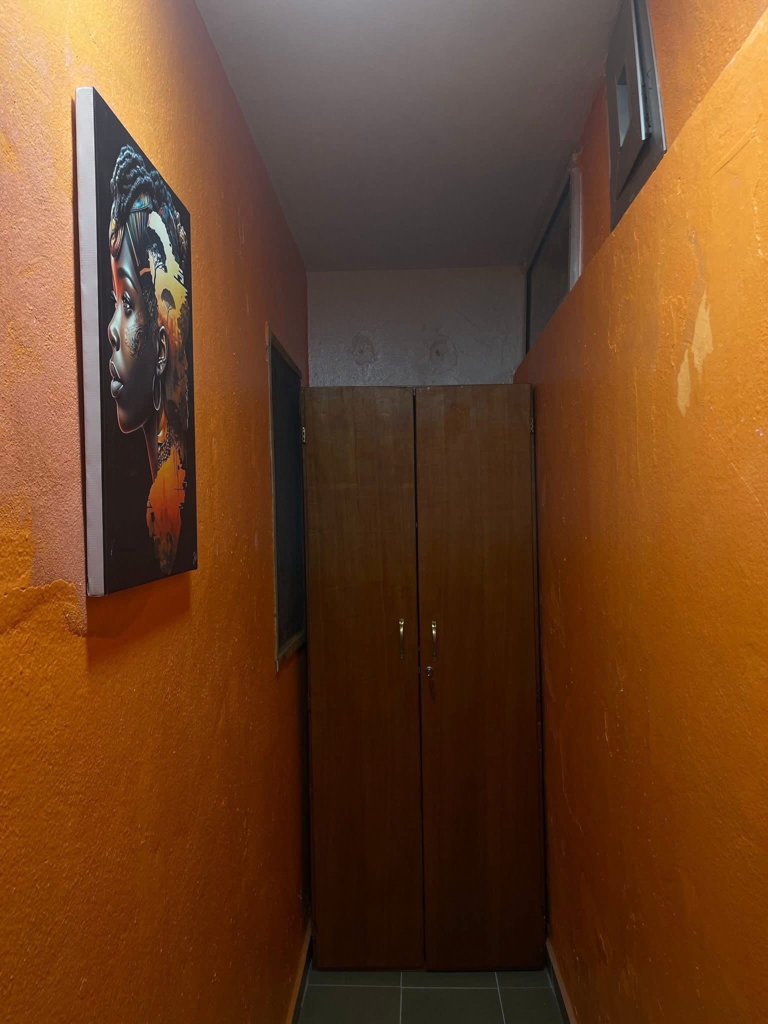 STUDIO MEUBLÉ COCODY