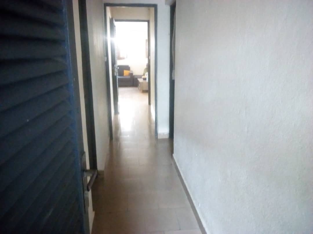 Location appartement 03 pièces au Plateau