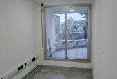 Vente Grand bureau disponible au Plateau
