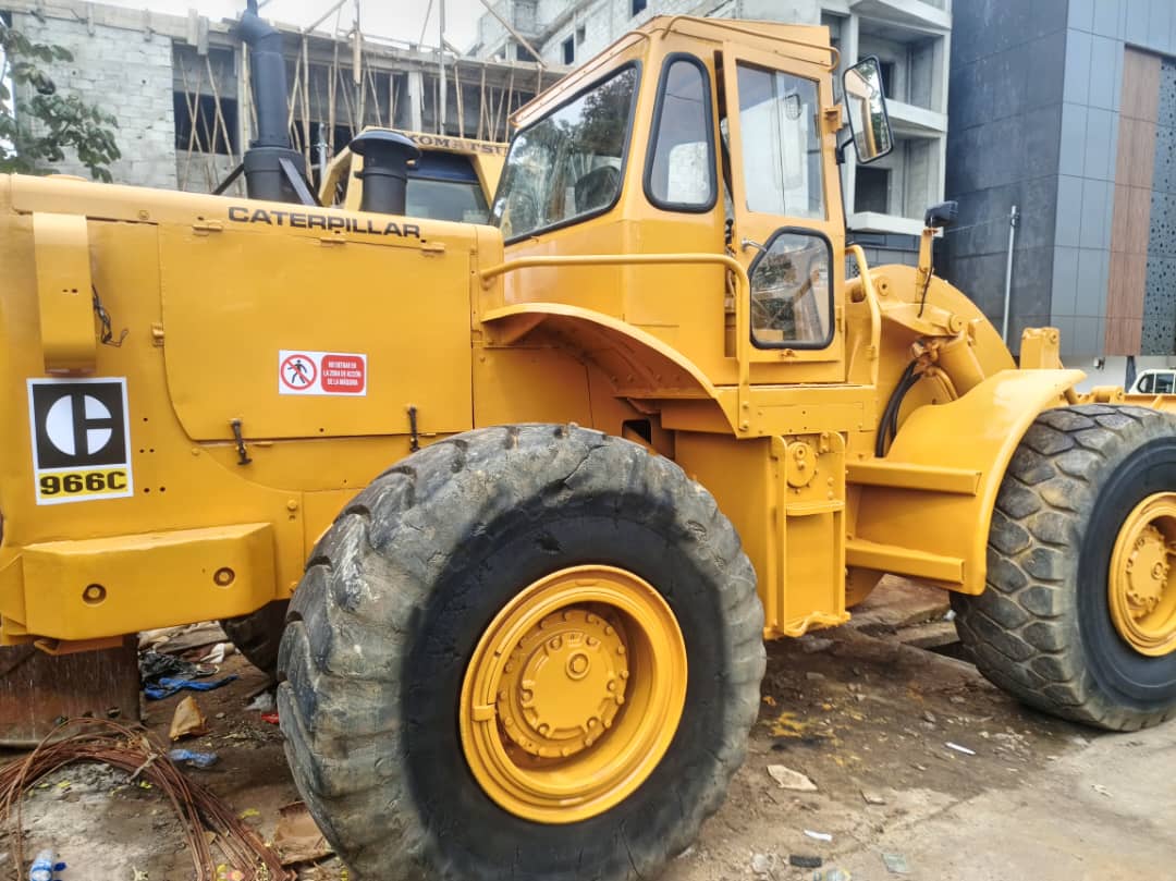 Vente chargeuse 966 caterpillar