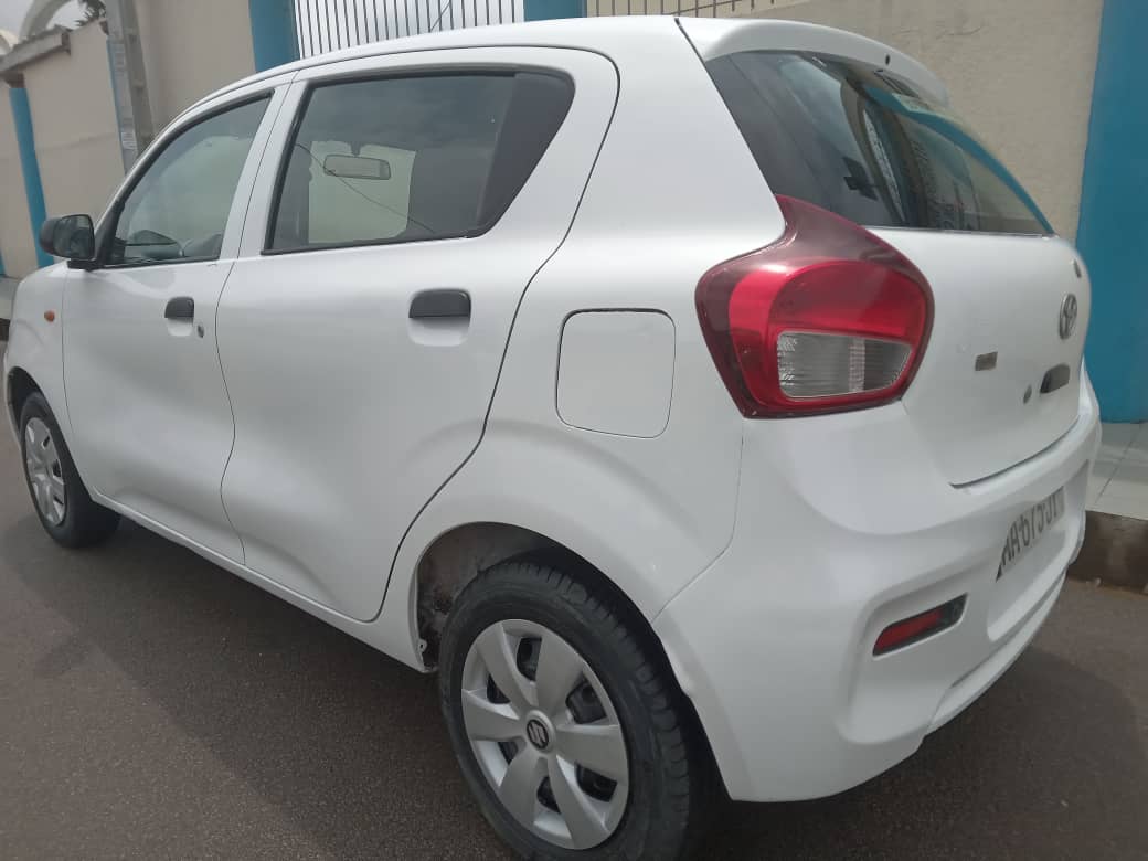 Toyota vitz en vente