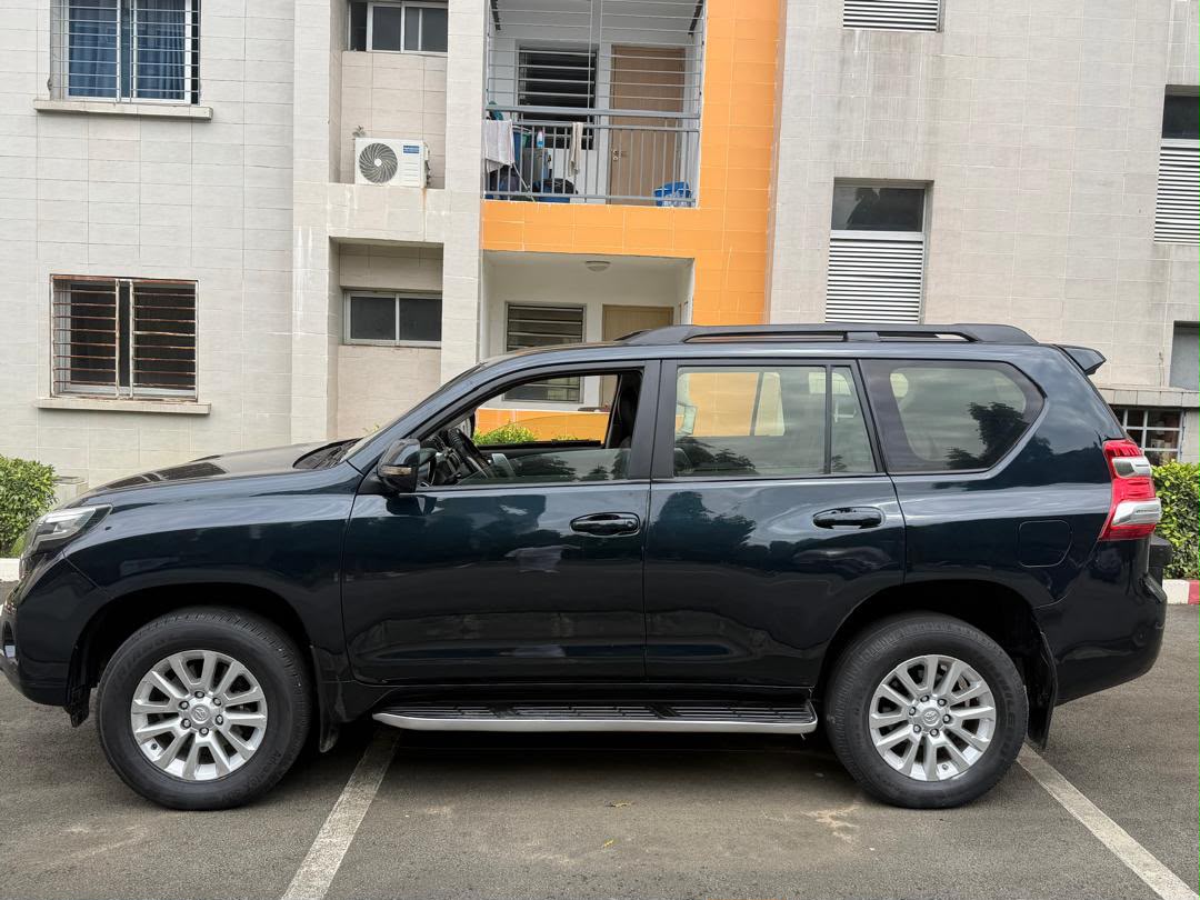 Toyota Land Cruiser Prado en vente