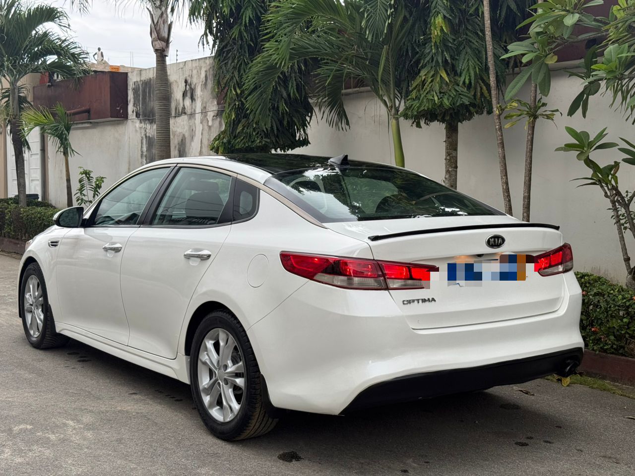 Kia optima en vente