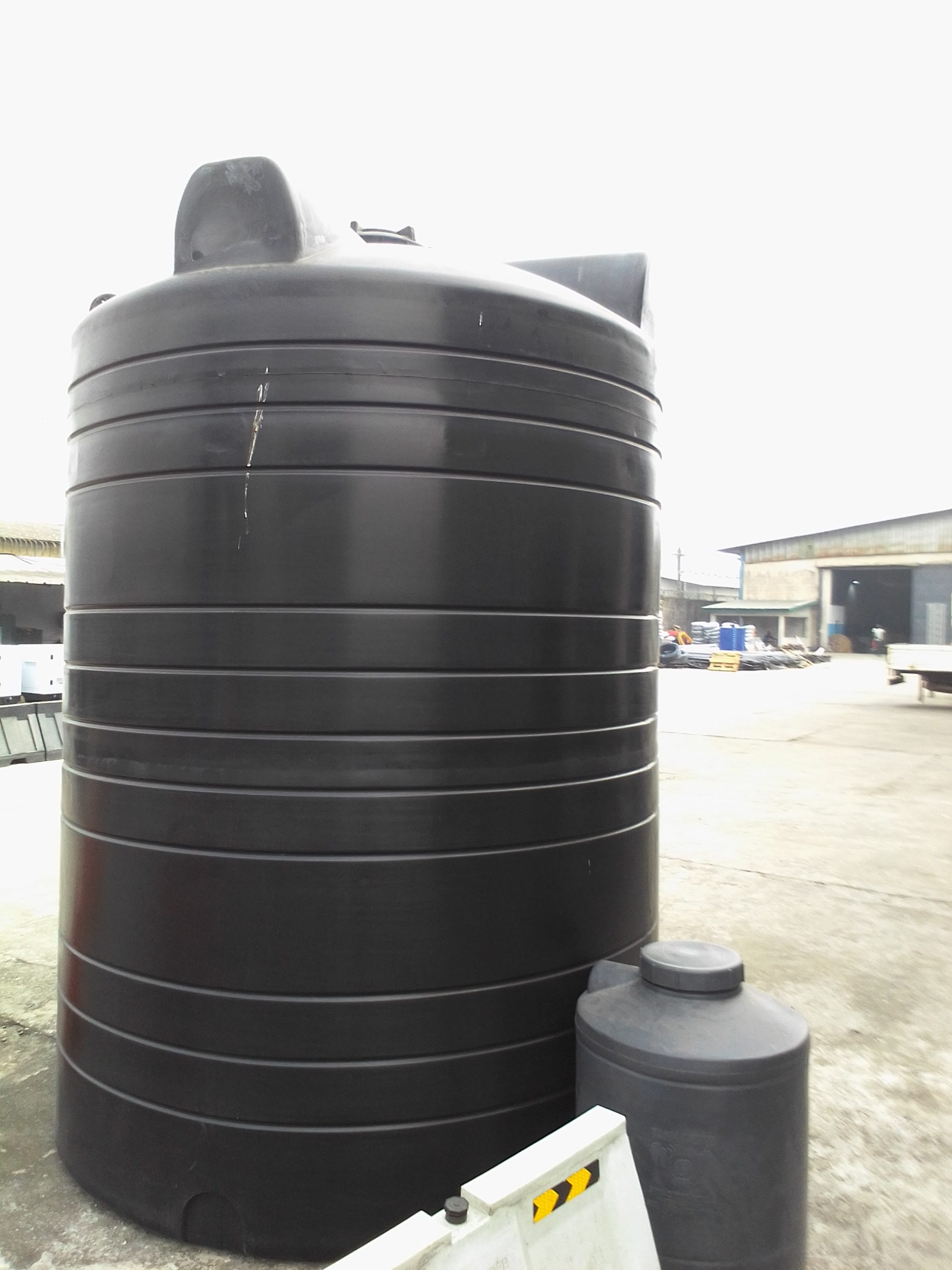 Des futs 1000 à 15000 litres disponibles