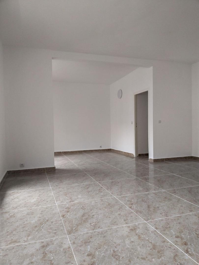 Appartement 04 pièces à Abidjan – Plateau