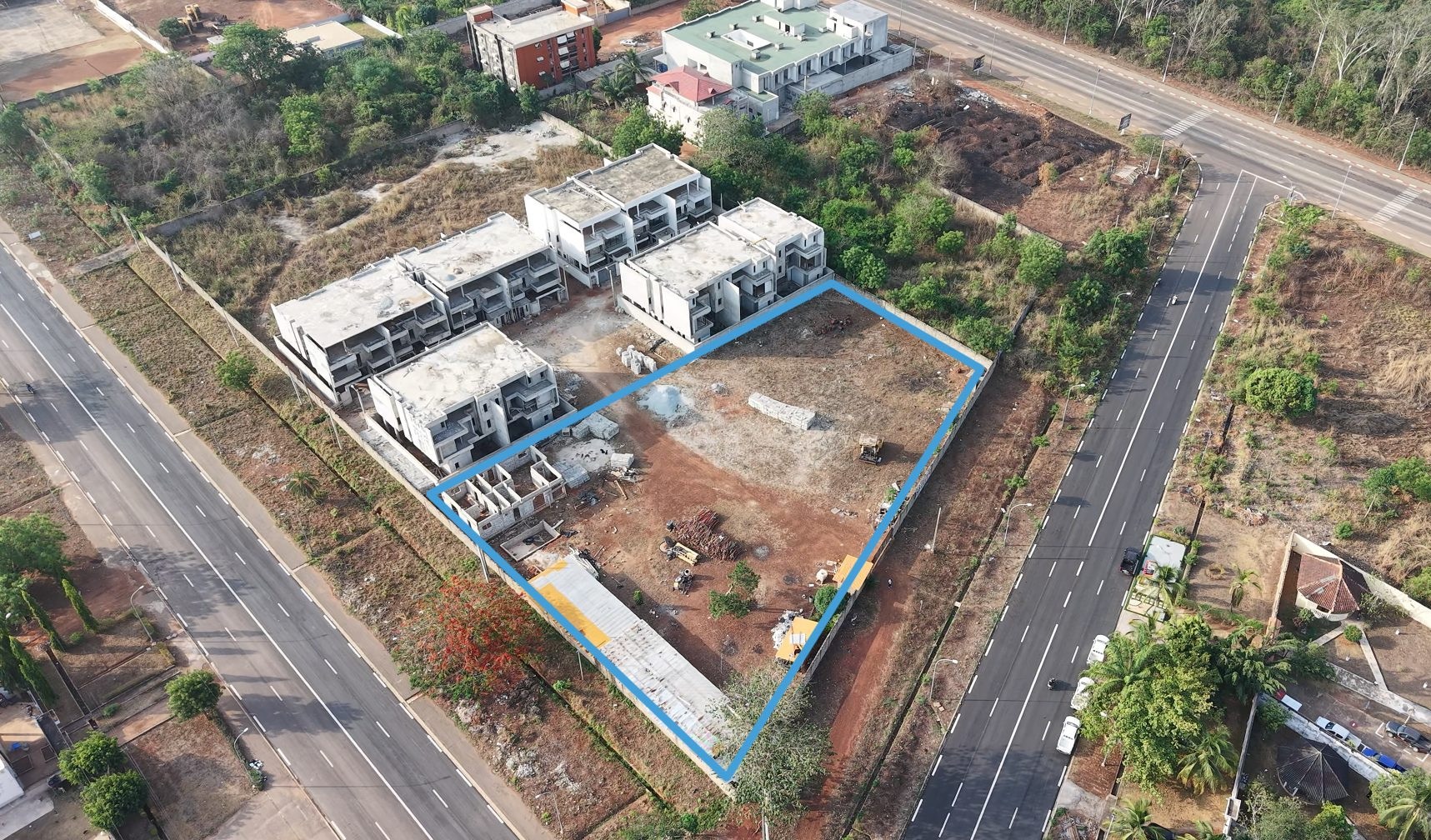 Yamoussoukro Millionnaire vente terrain 4400m2