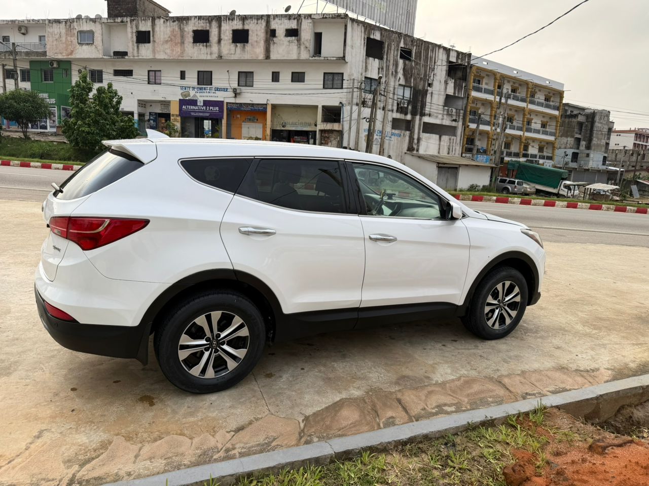 Hyundai Santafe en vente