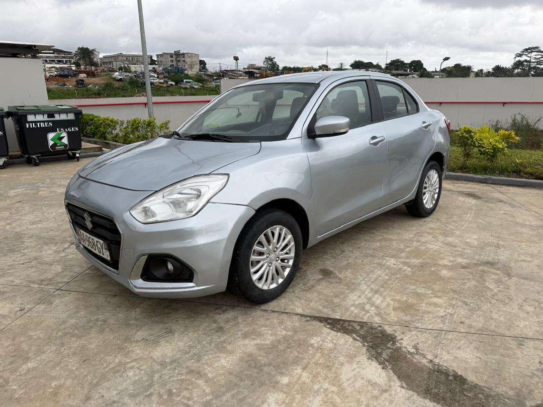 Suzuki dzire en vente