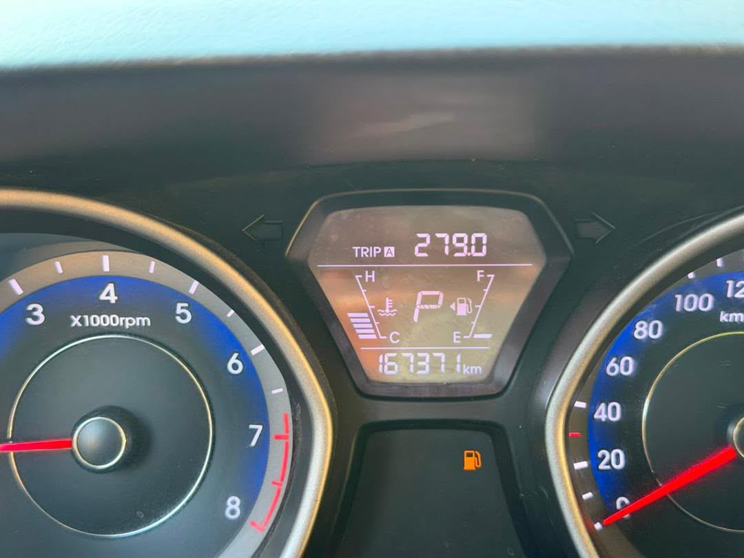 Hyundai Elantra en vente