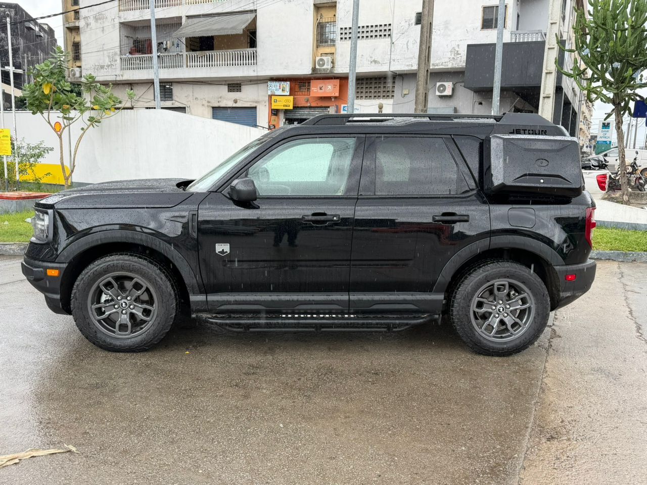 Ford BRONGO en vente