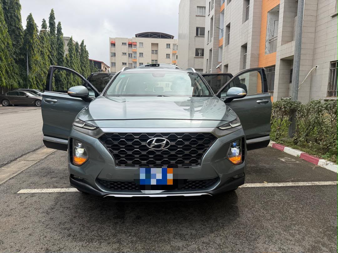 Hyundai Santafe 7 places en vente