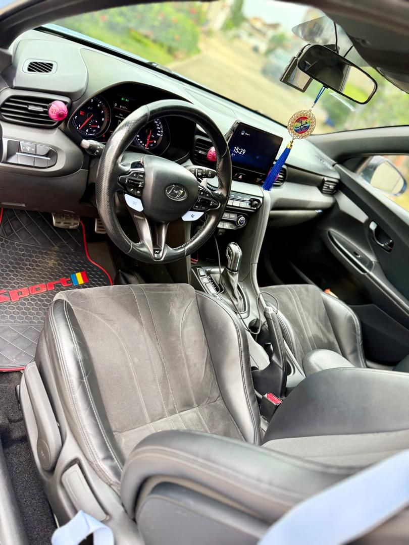 Hyundai Veloster en vente