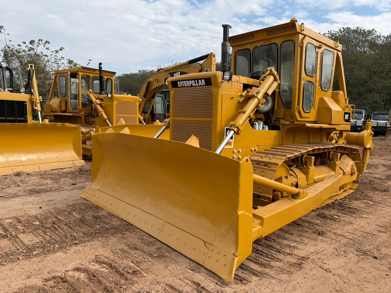 Bulldozer D7 G caterpillar importé