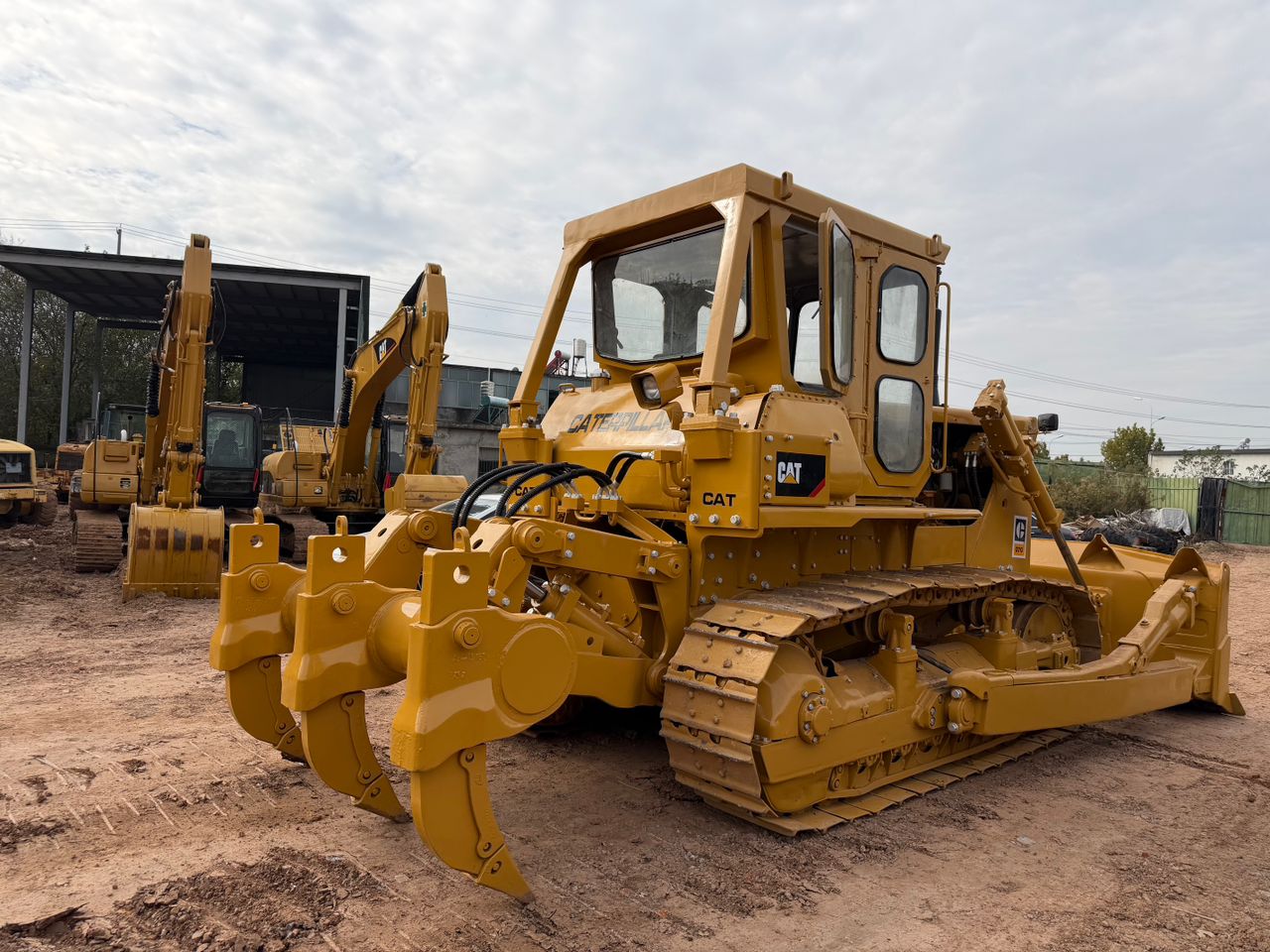 Bulldozer D7 G caterpillar importé