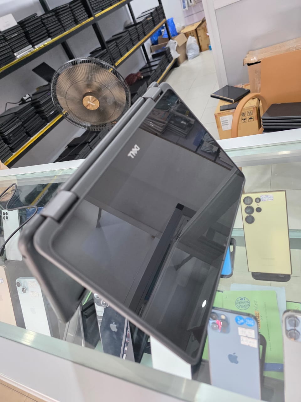 Dell latitude 3190 2 in 1 11.6 ”