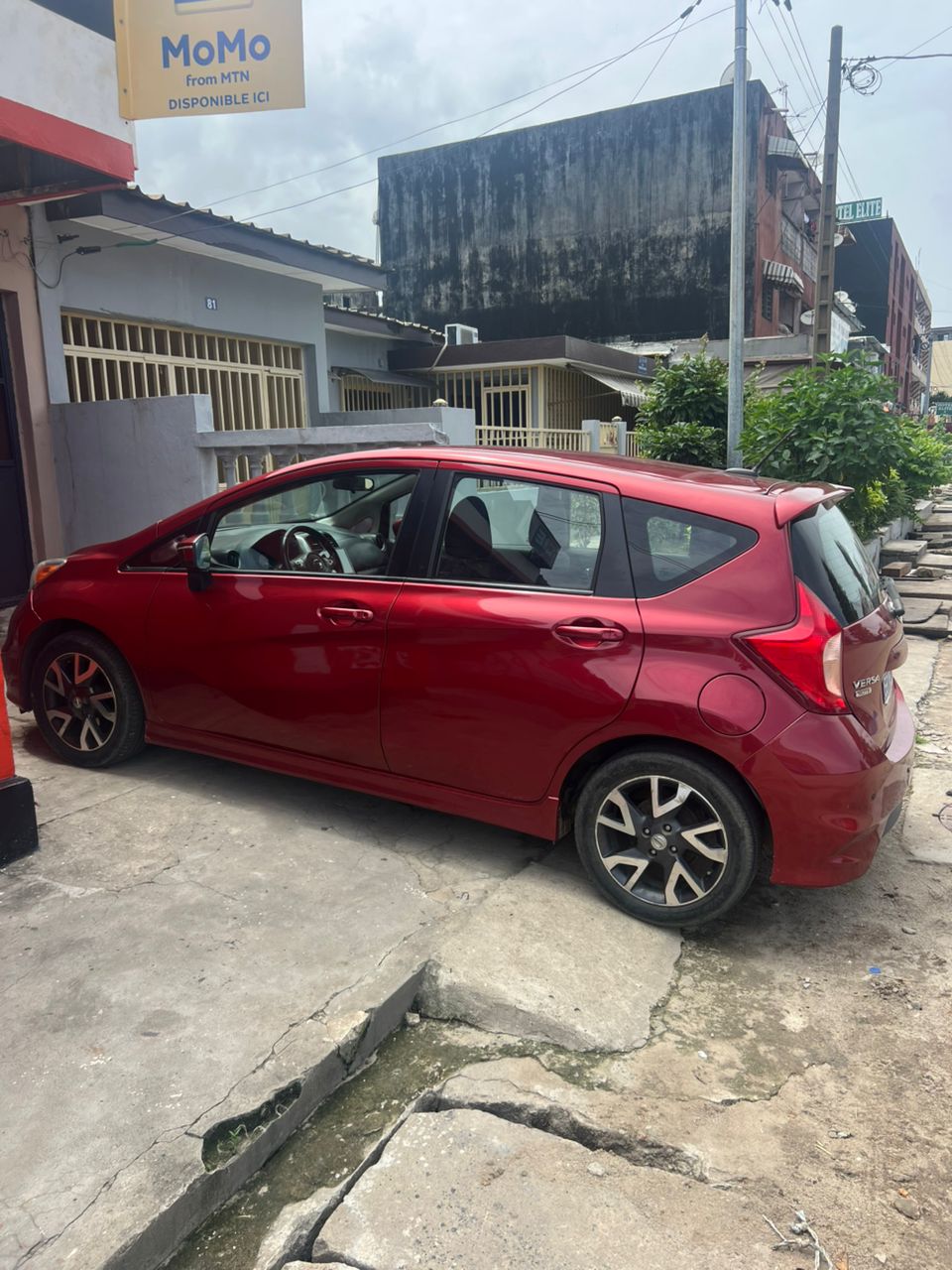 Nissan Versa en vente