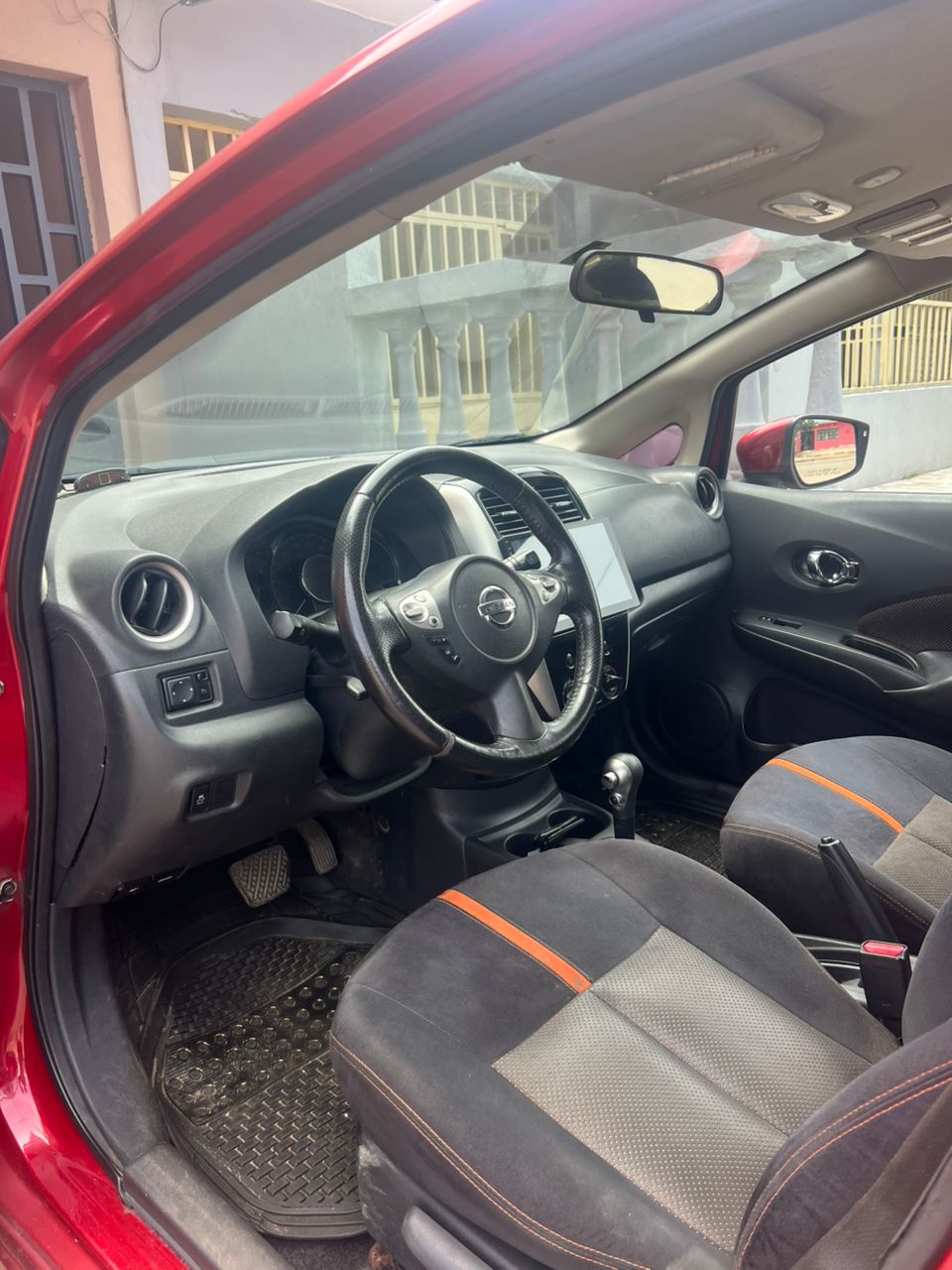 Nissan Versa en vente