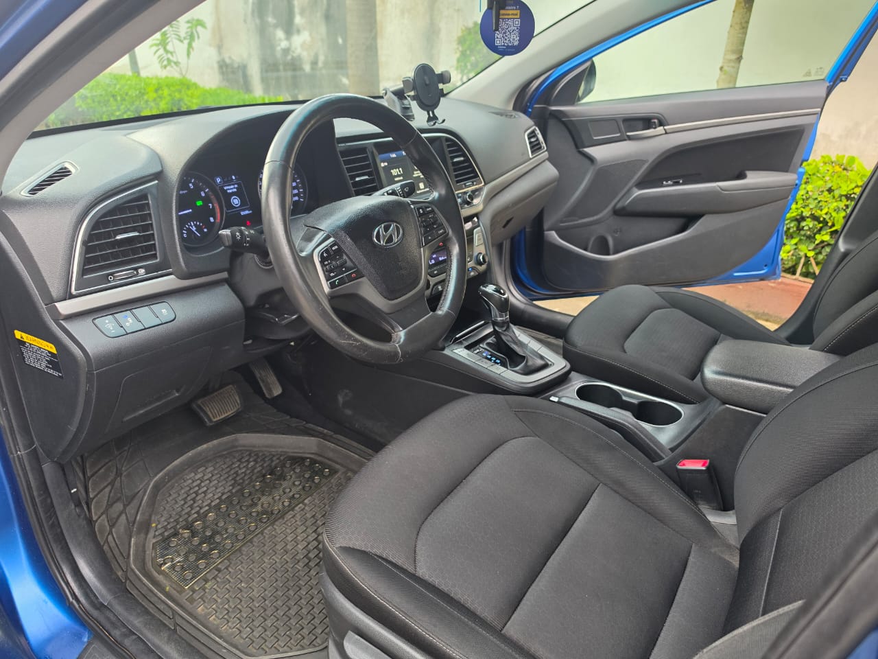 Hyundai Elantra en vente