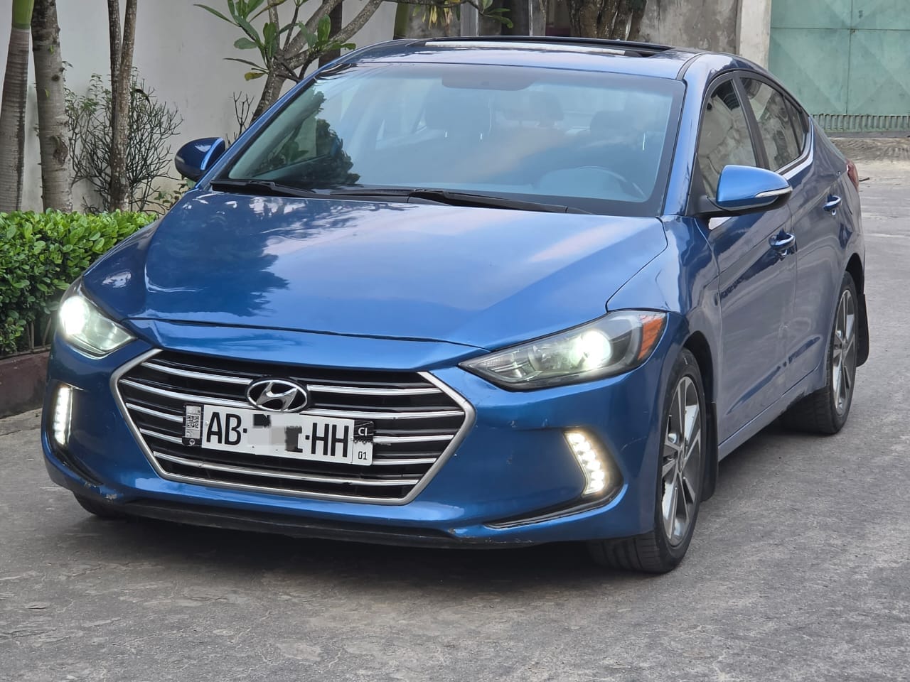 Hyundai Elantra en vente